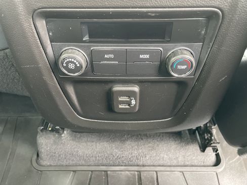 Used 2023 Buick Enclave Essence w/ Experience Buick Package image 19