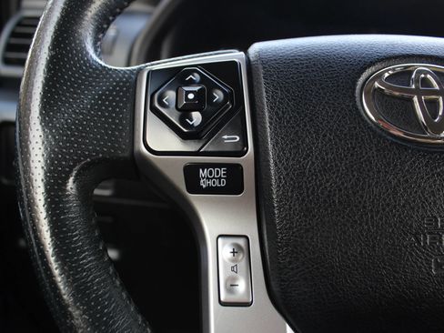 Used 2015 Toyota 4Runner Limited AWD/4WD image 27