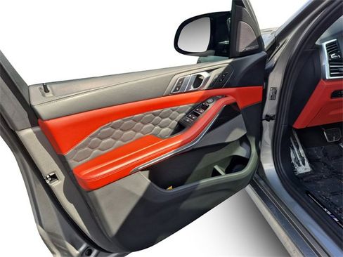 Used 2022 BMW X5 M w/ Competition Package 2 image 11