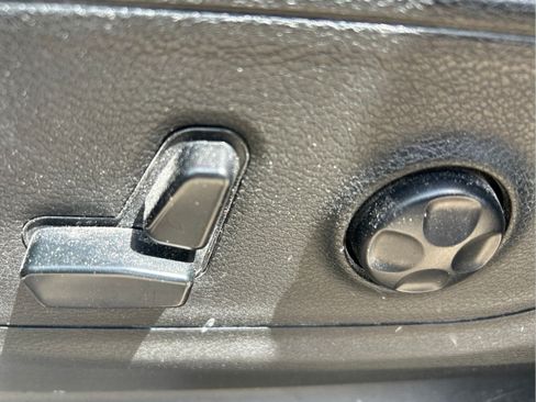 Used 2020 RAM 1500 Big Horn AWD/4WD image 10