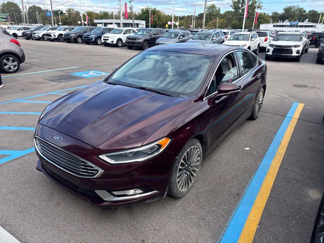 Used 2017 Ford Fusion SE w/ Fusion SE Technology Package FWD image 1