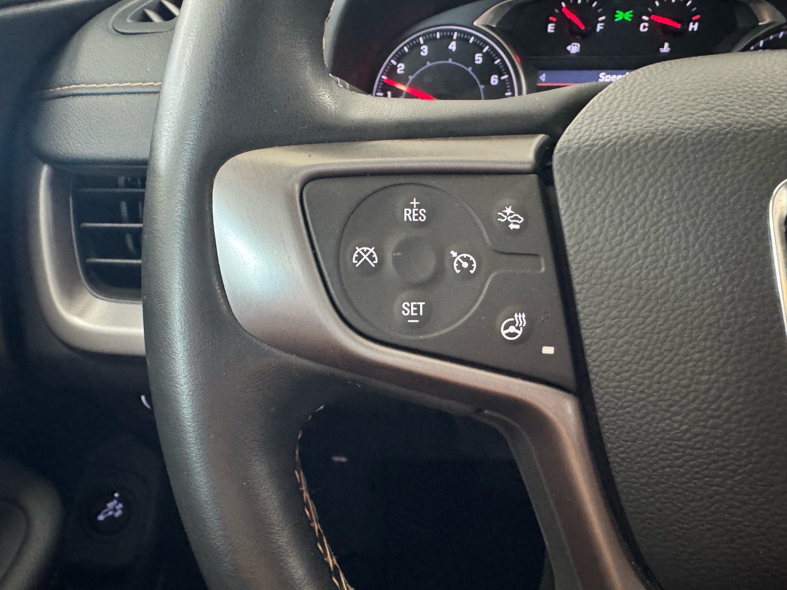 Used 2024 GMC Terrain AT4 AWD/4WD image 29