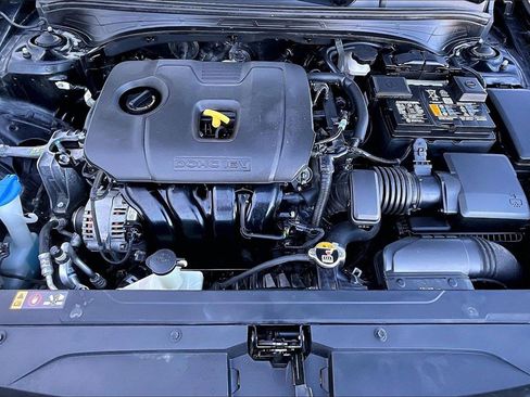 Certified 2023 Kia Forte LXS image 10