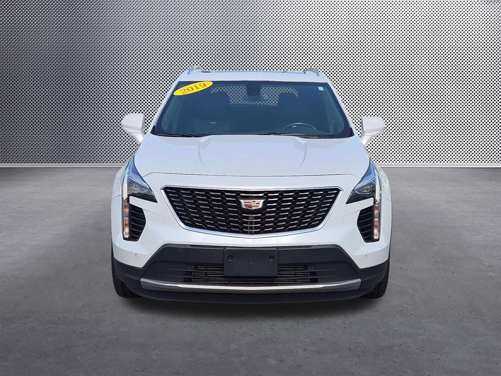 Certified 2019 Cadillac XT4 Premium Luxury w/ Cold Weather Package AWD/4WD image 8