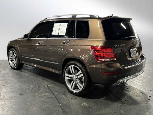Used 2014 Mercedes-Benz GLK 350 4MATIC image 5