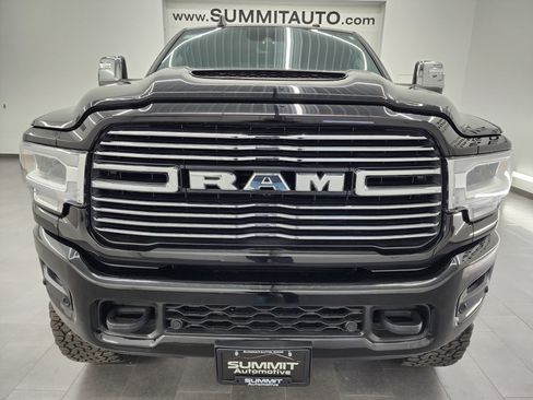 Used 2023 RAM 3500 Laramie image 22