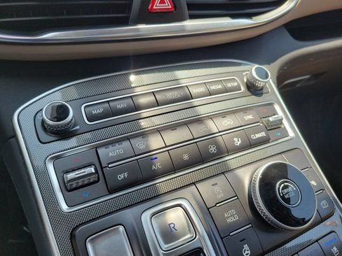 Certified 2023 Hyundai Santa Fe Limited FWD image 29