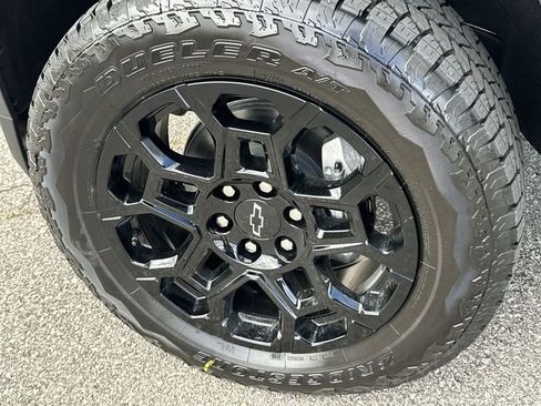 New 2026 Chevrolet Colorado Trail Boss AWD/4WD image 33