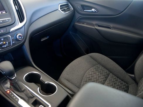 Used 2022 Chevrolet Equinox LT FWD image 27