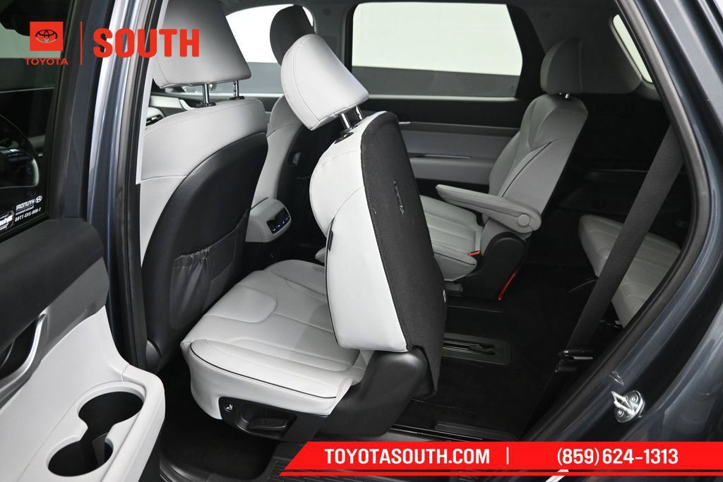 Used 2025 Hyundai Palisade SEL AWD/4WD image 29