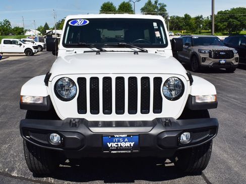 Used 2020 Jeep Wrangler Unlimited Sahara AWD/4WD image 24