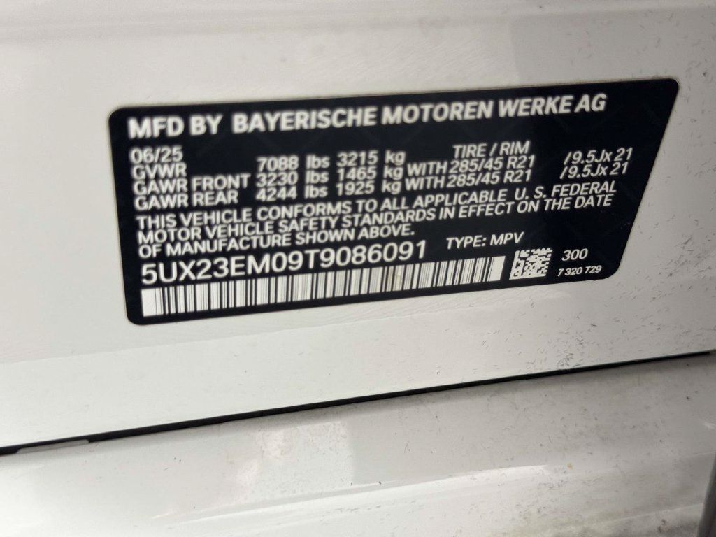 Used 2026 BMW X7 xDrive40i AWD/4WD image 16