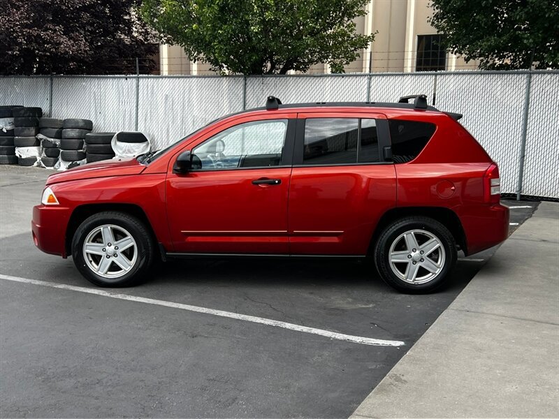 Used 2008 Jeep Compass Sport AWD/4WD image 4