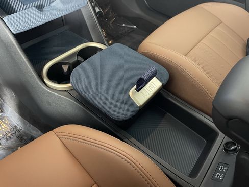 Used 2025 MINI Cooper Countryman S w/ Comfort Package Max image 31