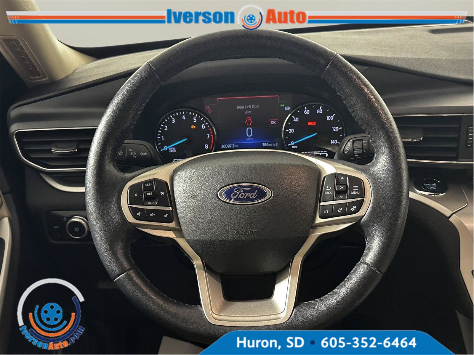 Used 2022 Ford Explorer XLT w/ Equipment Group 202A AWD/4WD image 15