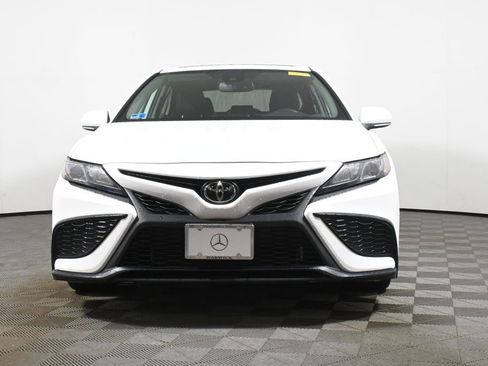 Used 2023 Toyota Camry SE w/ Cold Weather Package image 10