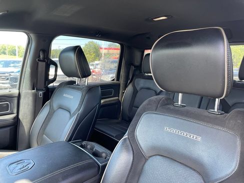 Used 2023 RAM 1500 Laramie AWD/4WD image 16