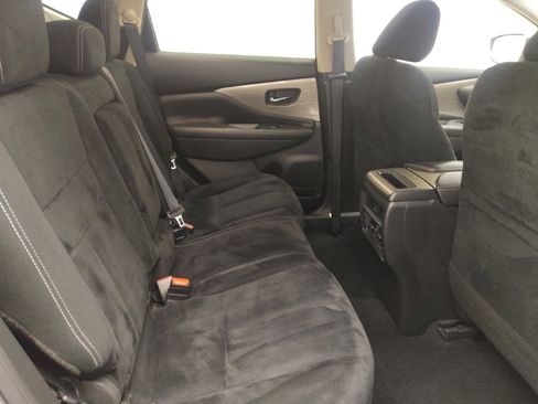 Used 2018 Nissan Murano SV image 19