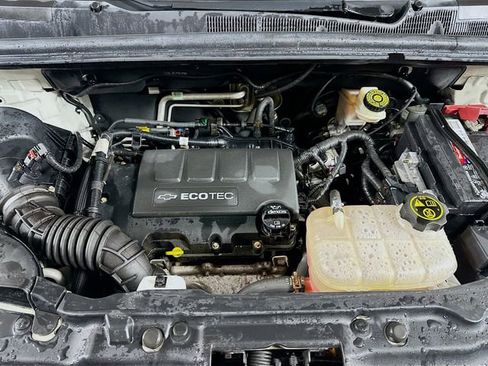 Used 2016 Chevrolet Trax LT w/ LT Sun and Sound Package image 30