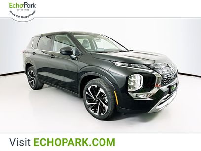 Used 2024 Mitsubishi Outlander SE Black Edition