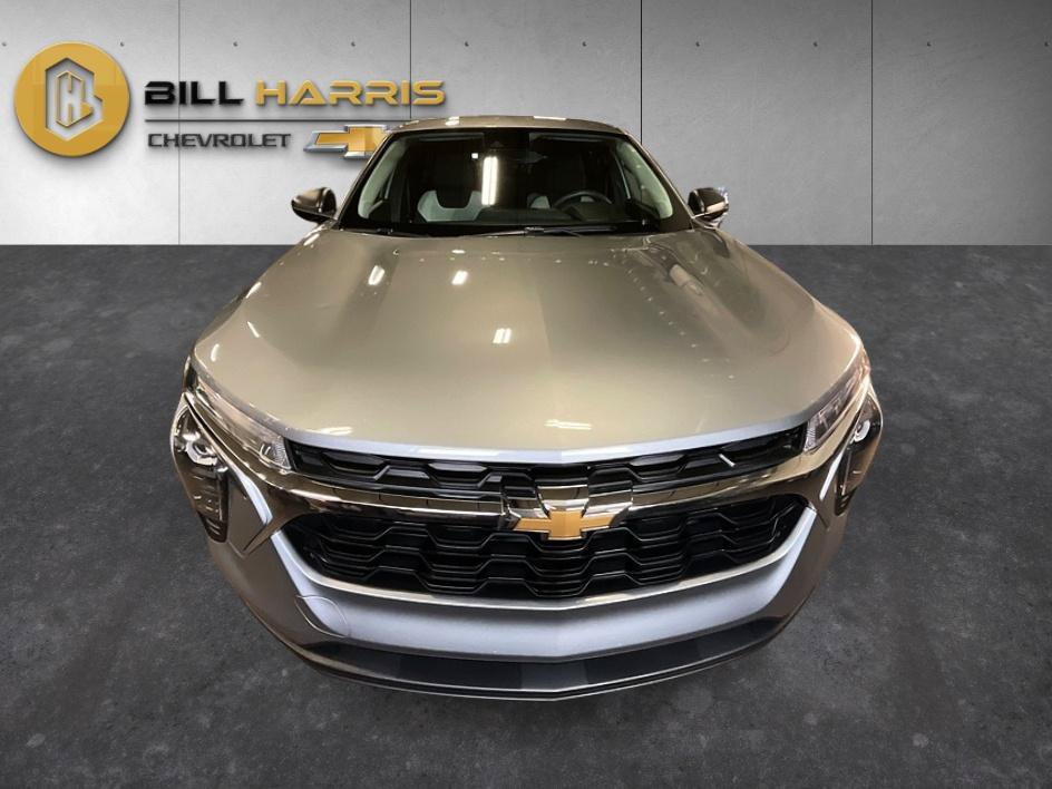 Used 2024 Chevrolet Trax LS FWD image 9