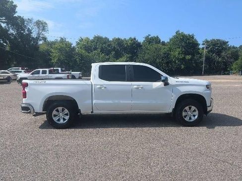 Used 2020 Chevrolet Silverado 1500 LT AWD/4WD image 6