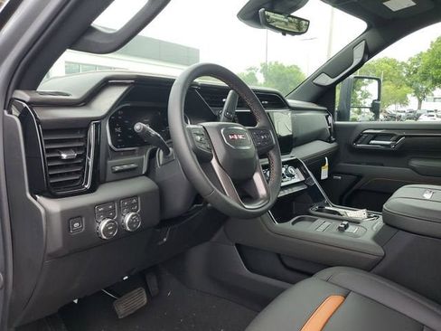 New 2026 GMC Sierra 2500 AT4 w/ AT4 Premium Plus Package AWD/4WD image 21
