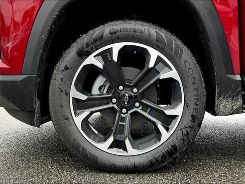 New 2026 Chevrolet Equinox LT image 8