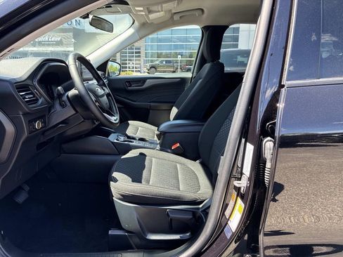 Used 2025 Ford Escape Active w/ Cold Weather Package FWD image 20