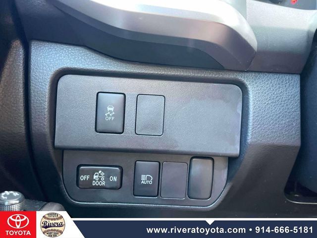 Used 2023 Toyota Tacoma SR5 AWD/4WD image 22