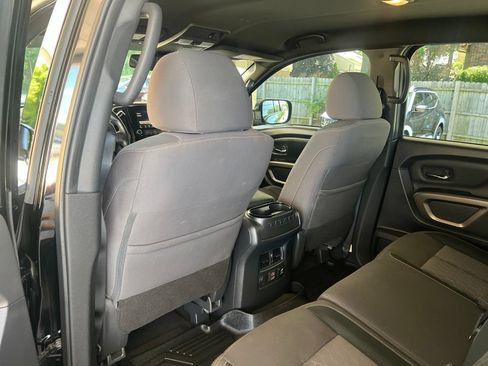 Certified 2024 Nissan Titan SV w/ SV Bronze Edition Package AWD/4WD image 9
