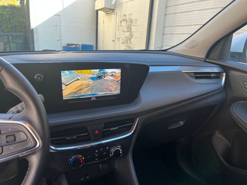 Used 2025 Buick Encore GX Preferred image 17