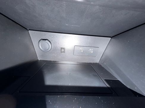 Used 2023 Nissan Pathfinder Platinum image 31