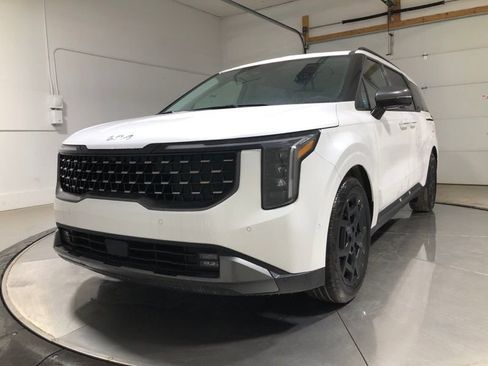 New 2026 Kia Carnival SX image 3