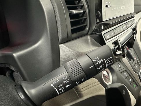 Used 2025 Honda Odyssey EX-L image 22