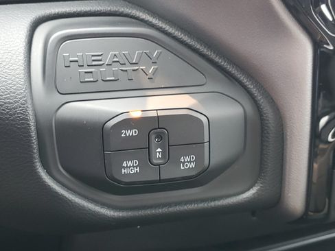 Used 2026 RAM 2500 Big Horn AWD/4WD image 17