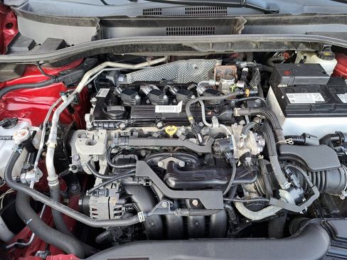 Used 2022 Toyota Corolla Cross LE image 27