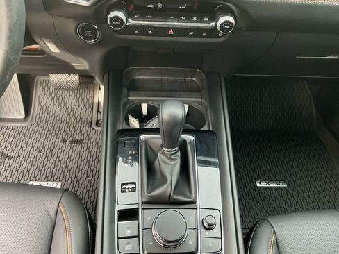 Used 2025 MAZDA CX-50 AWD 2.5 S w/ Weather Package image 12