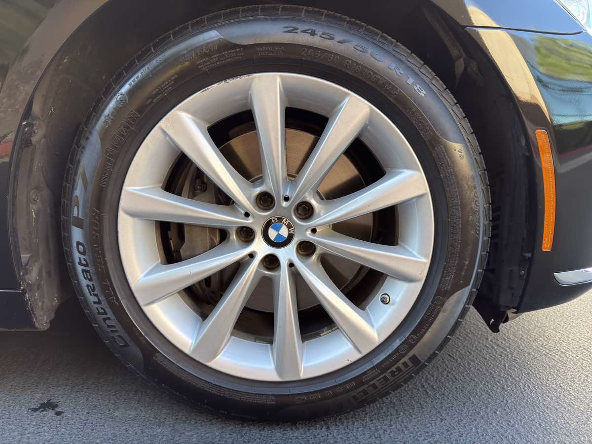 Used 2016 BMW 740i RWD image 18