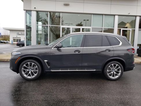 Used 2026 BMW X5 xDrive40i w/ Climate Comfort Package AWD/4WD image 9
