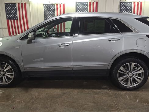 Used 2025 Cadillac XT5 Premium Luxury image 5