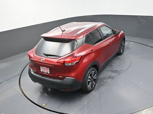 Used 2018 Nissan Kicks SV image 26