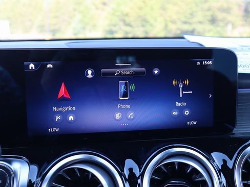 New 2026 Mercedes-Benz GLB 250 4MATIC image 42