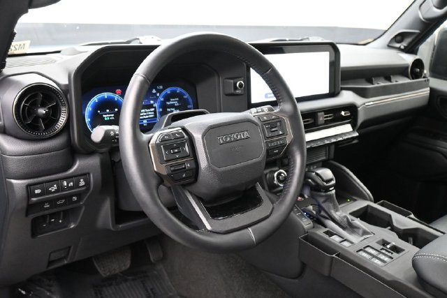 Used 2026 Toyota Land Cruiser w/ Premium Package AWD/4WD image 7