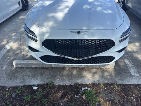 Used 2023 Genesis G70 2.0T w/ Sport Prestige Package RWD image 3
