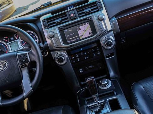 Used 2018 Toyota 4Runner Limited image 19