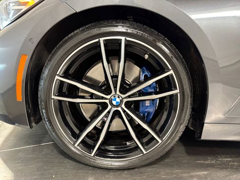 Used 2019 BMW 330i Sedan w/ M Sport Package RWD image 2