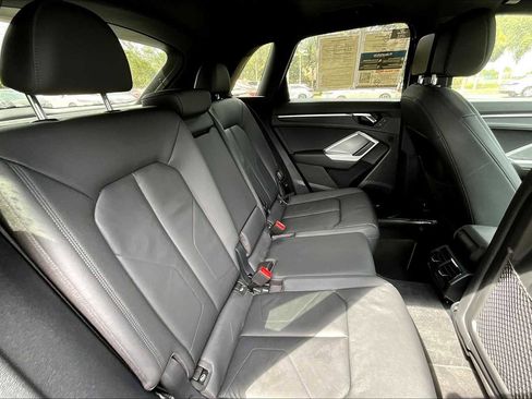 Used 2019 Audi Q3 2.0T Premium Plus image 18