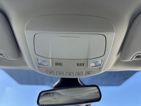 Used 2023 Ford Edge SEL image 18