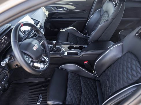 Used 2023 Cadillac CT4 V Blackwing w/ Technology Package image 9